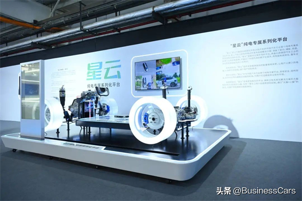 上汽牽手華為，為中國(guó)汽車市場(chǎng)打造美好靈魂與夢(mèng)想