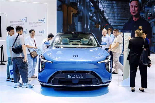 向“新”而行，上汽以科技重塑增長(zhǎng)引擎