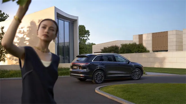 上汽，奔流不息