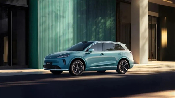 1-7月單月銷量七連漲，看上汽集團(tuán)的轉(zhuǎn)型與突圍