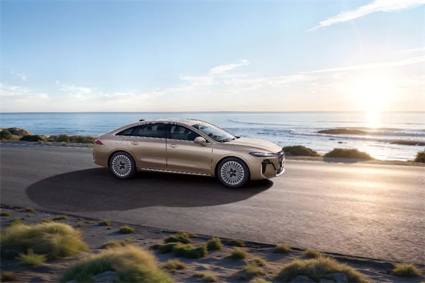 時代的車門，被消費者狠狠推開