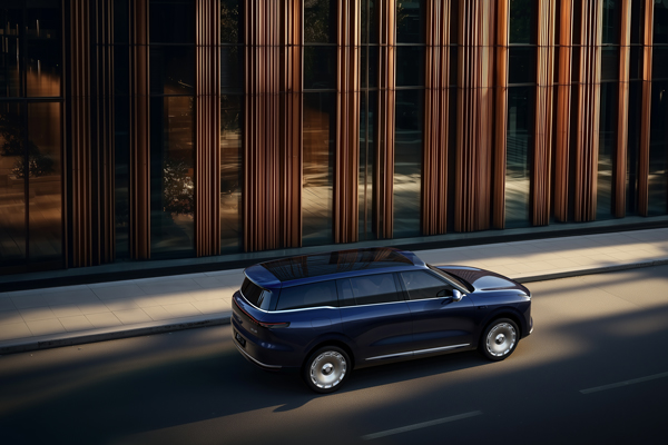 33.69萬(wàn)元起，上汽旗艦?智己LS9正式開(kāi)啟預(yù)售 以全球巔峰科技，顛覆30萬(wàn)級(jí)大六座SUV格局