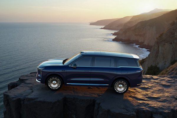 33.69萬(wàn)元起，上汽旗艦?智己LS9正式開(kāi)啟預(yù)售 以全球巔峰科技，顛覆30萬(wàn)級(jí)大六座SUV格局