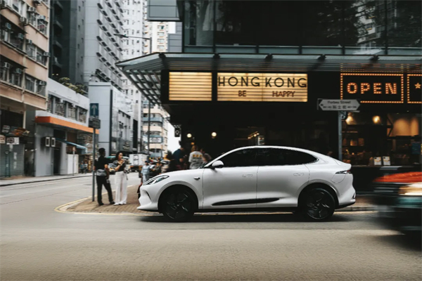 智己汽車重磅登陸香港市場(chǎng)，6系雙車同步上市