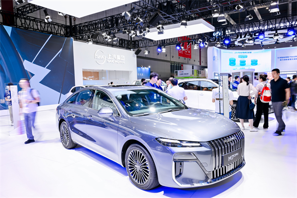 上汽“一體化輕量智能底盤”亮相2025工博會(huì)