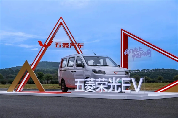 慢的根基，快的勢能：上汽集團的變革轉型之道