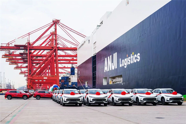 技術(shù)產(chǎn)品雙線齊進(jìn)，上汽集團(tuán)深化改革路徑清晰，成色十足