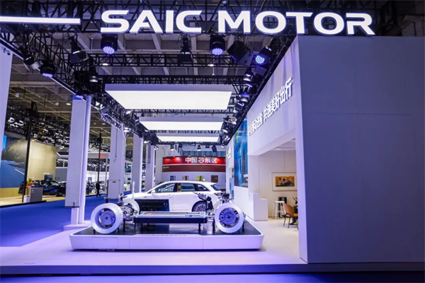 上汽集團(tuán)的2025:誰家新燕啄春泥