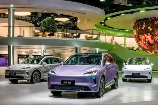 懂車更懂你，廣州車展大秀肌肉，上汽憑何奪回龍頭？