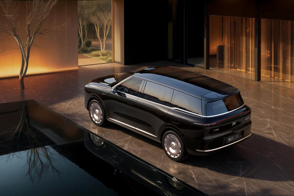 前11個(gè)月410.8 萬輛！爆款密集上市驅(qū)動(dòng)銷量超去年 上汽改革攻堅(jiān)已見真章